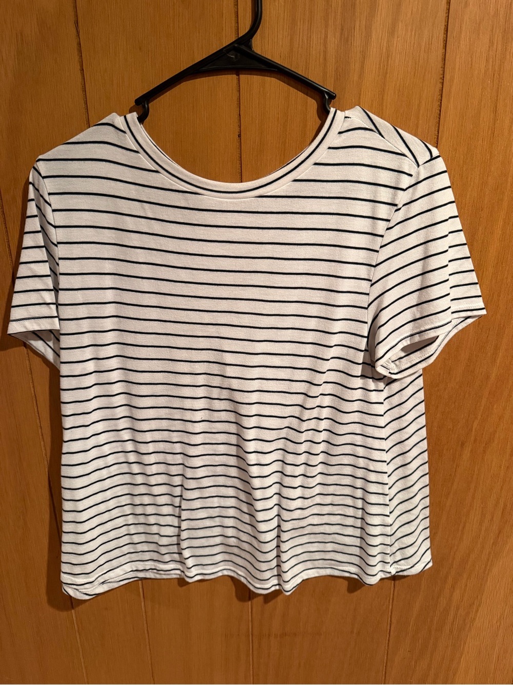 Old Navy White and Black Striped Short Sleeve Tee
